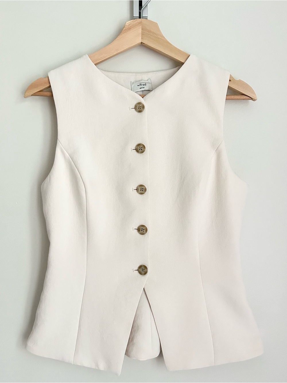 Aritzia Wilfred Regal Cream Vest, Size 6